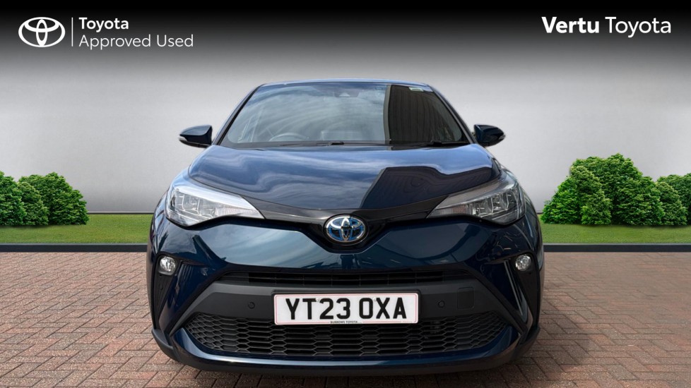 Toyota C-HR 1.8 Hybrid Design 5dr CVT Hybrid Hatchback - Image 22