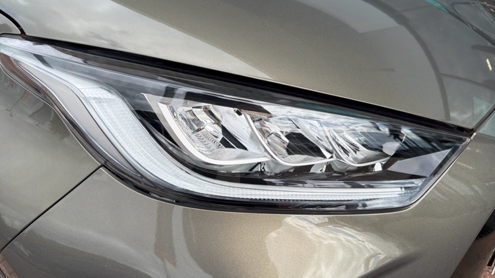 Toyota Yaris 1.5 Hybrid Excel 5dr CVT Hybrid Hatchback - Image 20