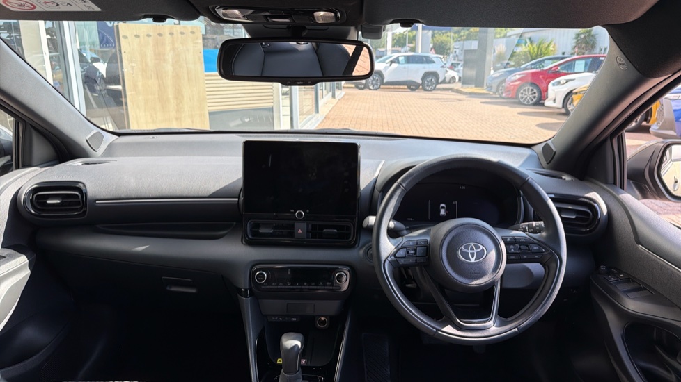 Toyota Yaris 1.5 Hybrid Excel 5dr CVT Hybrid Hatchback - Image 6