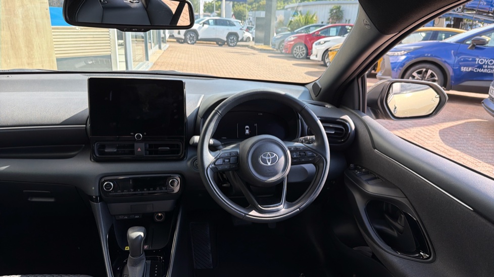 Toyota Yaris 1.5 Hybrid Excel 5dr CVT Hybrid Hatchback - Image 7