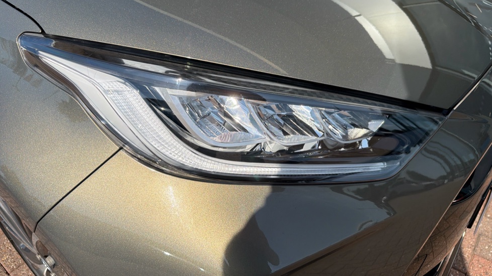 Toyota Yaris 1.5 Hybrid Excel 5dr CVT Hybrid Hatchback - Image 20