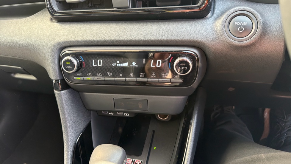 Toyota Yaris 1.5 Hybrid Excel 5dr CVT Hybrid Hatchback - Image 38
