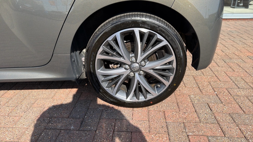 Toyota Yaris 1.5 Hybrid Excel 5dr CVT Hybrid Hatchback - Image 43