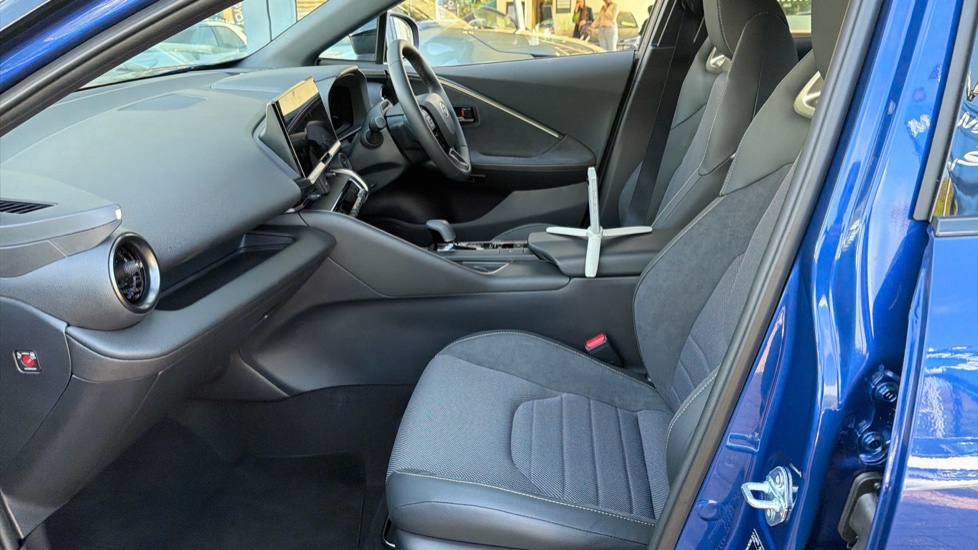 Toyota C-HR 1.8 Hybrid Excel 5dr CVT Hybrid Hatchback - Image 5