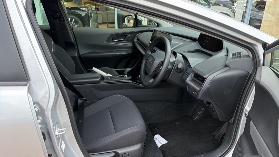 Toyota Prius 2.0 PHEV Design 5dr CVT Hatchback - Image 12