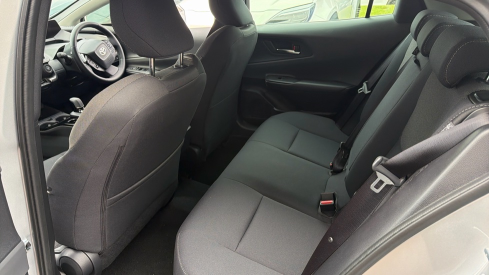 Toyota Prius 2.0 PHEV Design 5dr CVT Hatchback - Image 15