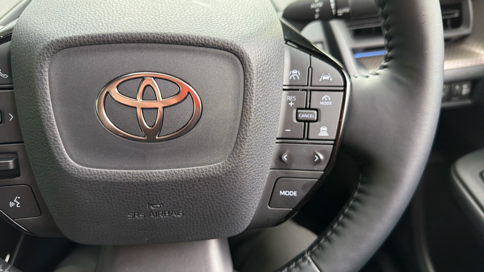 Toyota Prius 2.0 PHEV Design 5dr CVT Hatchback - Image 37