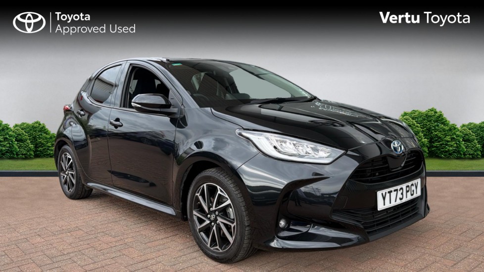 Toyota Yaris 1.5 Hybrid Design 5dr CVT Hybrid Hatchback - Image 1