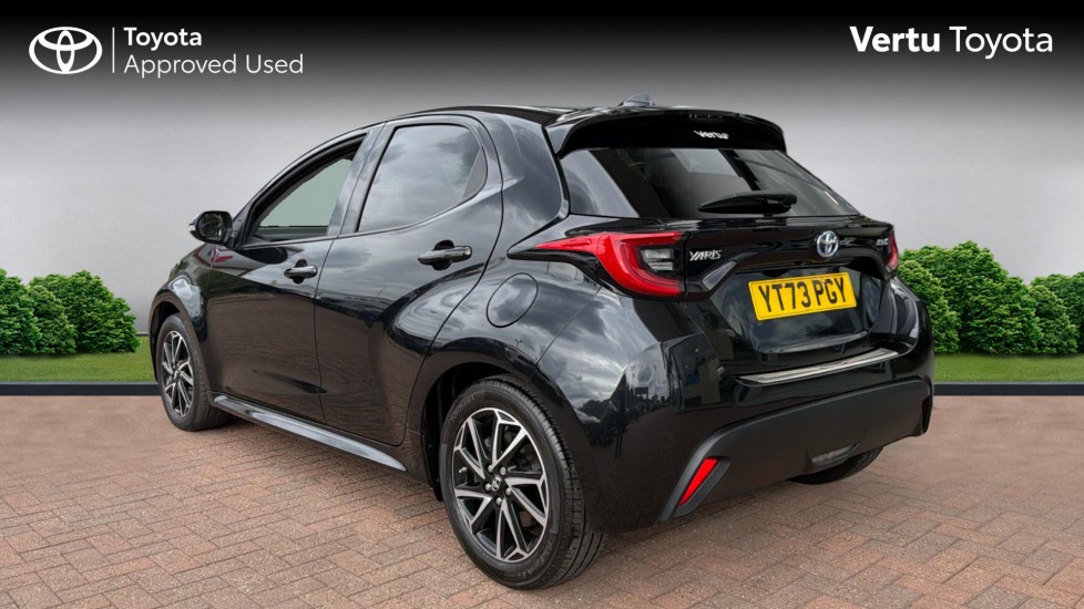 Toyota Yaris 1.5 Hybrid Design 5dr CVT Hybrid Hatchback - Image 4