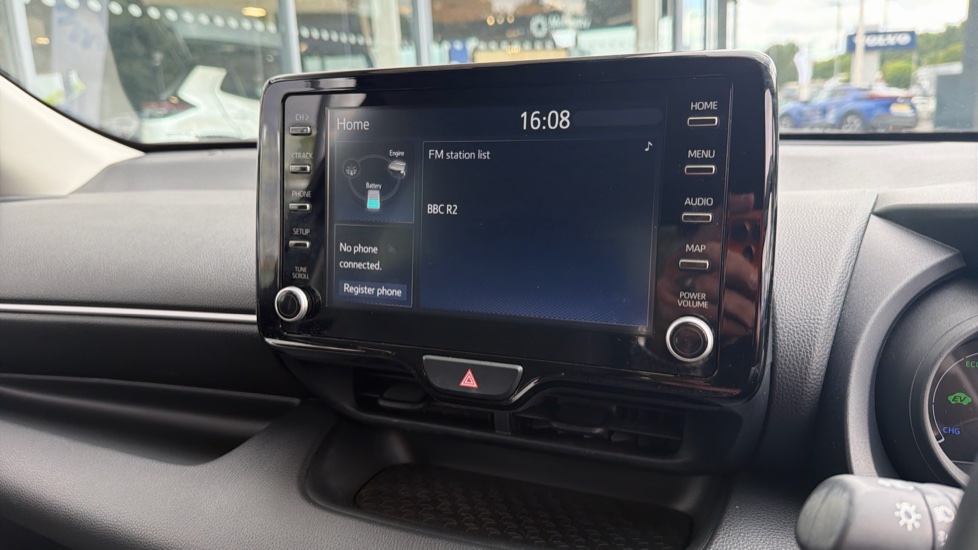 Toyota Yaris 1.5 Hybrid Design 5dr CVT Hybrid Hatchback - Image 9