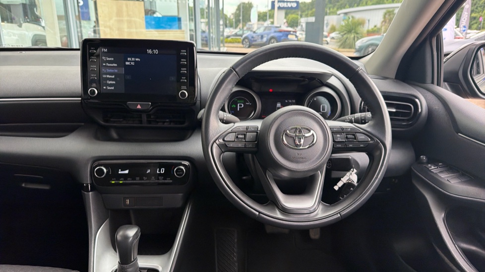 Toyota Yaris 1.5 Hybrid Design 5dr CVT Hybrid Hatchback - Image 10