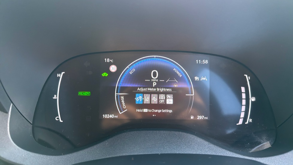 Toyota Yaris 1.5 Hybrid Design 5dr CVT Hybrid Hatchback - Image 11