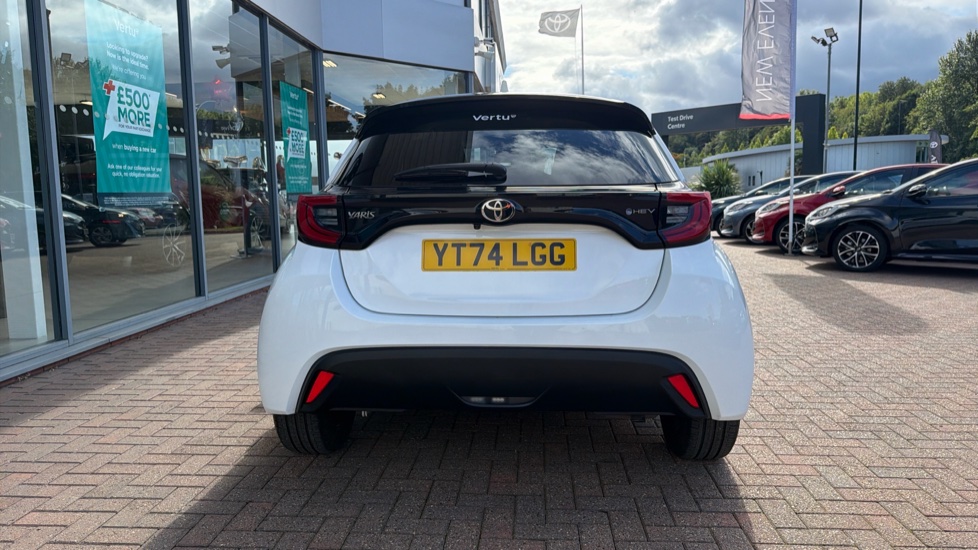 Toyota Yaris 1.5 Hybrid Design 5dr CVT Hybrid Hatchback - Image 26