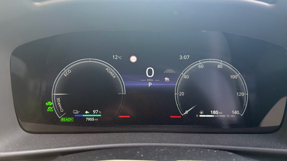 Toyota C-HR 2.0 PHEV Design 5dr CVT Hatchback - Image 11