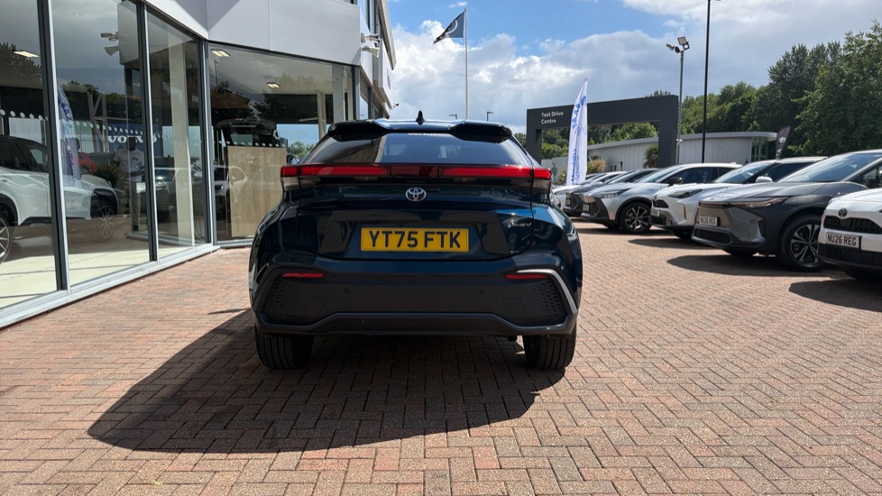 Toyota C-HR 2.0 PHEV Design 5dr CVT Hatchback - Image 26