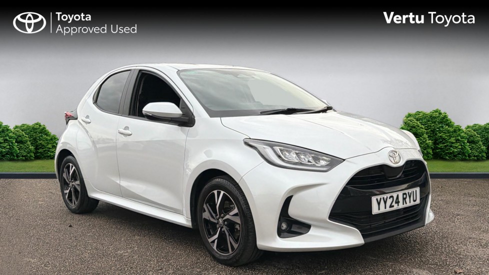 Toyota Yaris 1.5 Hybrid Design 5dr CVT Hybrid Hatchback - Image 1