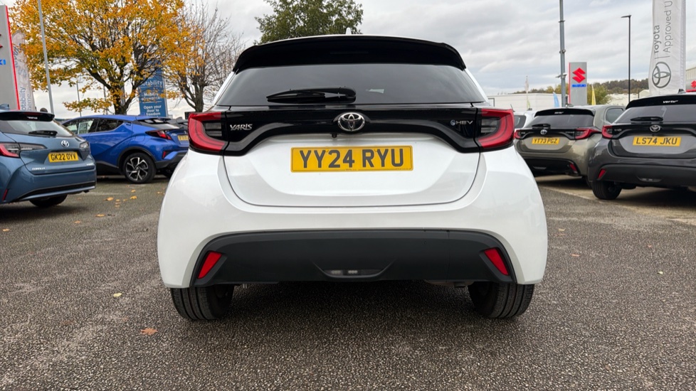 Toyota Yaris 1.5 Hybrid Design 5dr CVT Hybrid Hatchback - Image 19