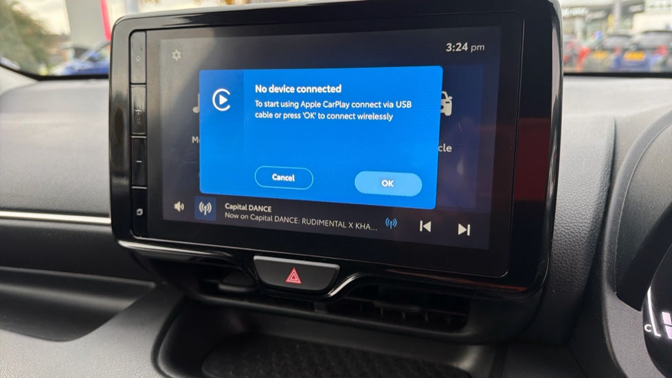 Toyota Yaris 1.5 Hybrid Design 5dr CVT Hybrid Hatchback - Image 21