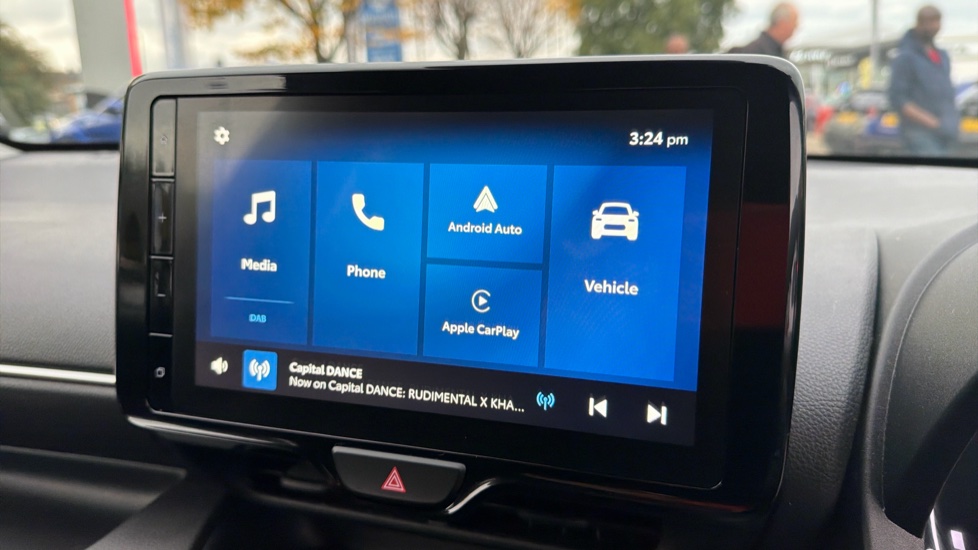 Toyota Yaris 1.5 Hybrid Design 5dr CVT Hybrid Hatchback - Image 22
