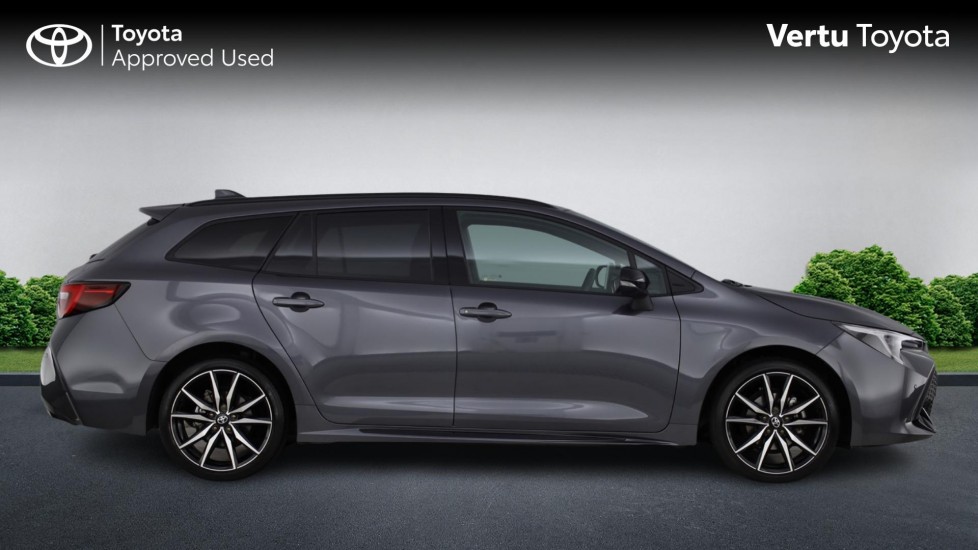 Toyota Corolla 1.8 Hybrid GR Sport 5dr CVT Hybrid Estate - Image 23