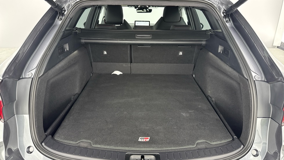 Toyota Corolla 1.8 Hybrid GR Sport 5dr CVT Hybrid Estate - Image 13