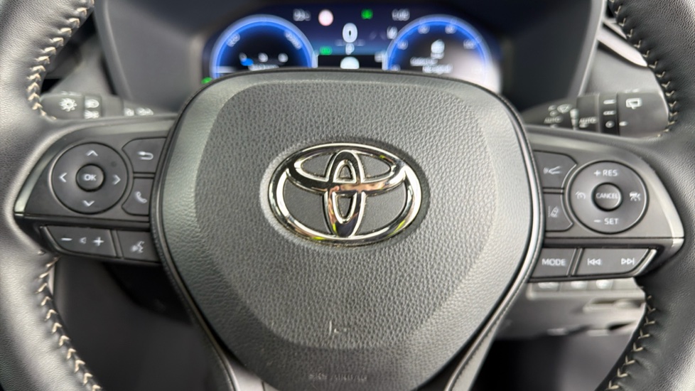 Toyota RAV4 2.5 PHEV GR Sport 5dr CVT Estate - Image 10