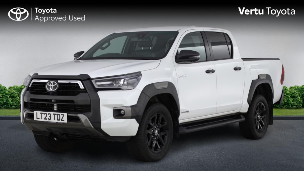 Toyota Hilux Diesel Invincible X D/Cab Pick Up 2.8 D-4D Auto - Image 3