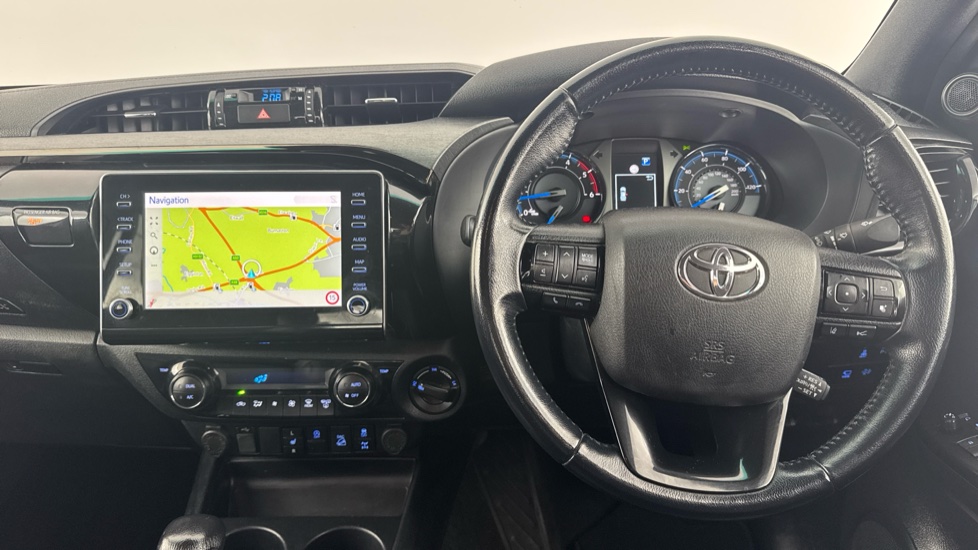 Toyota Hilux Diesel Invincible X D/Cab Pick Up 2.8 D-4D Auto - Image 7