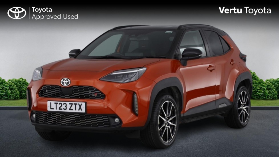 Toyota Yaris Cross 1.5 Hybrid GR Sport 5dr CVT Hybrid Estate - Image 3
