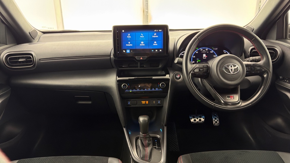 Toyota Yaris Cross 1.5 Hybrid GR Sport 5dr CVT Hybrid Estate - Image 6