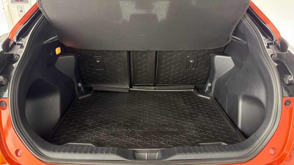 Toyota Yaris Cross 1.5 Hybrid GR Sport 5dr CVT Hybrid Estate - Image 13