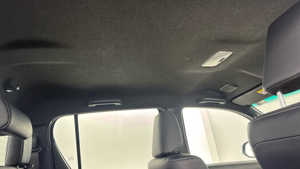 Toyota Hilux Diesel Invincible X D/Cab Pick Up 2.8 D 48V Auto - Image 19