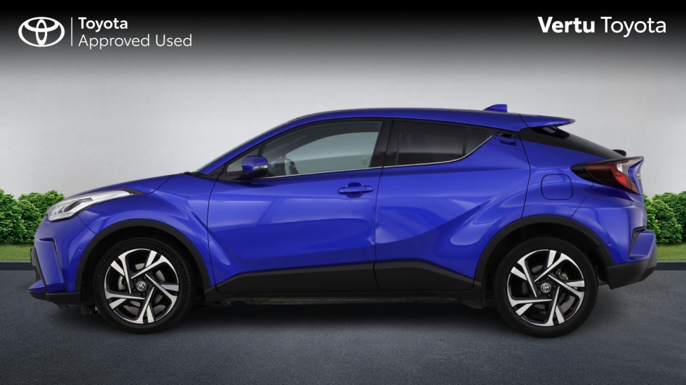 Toyota C-HR 1.8 Hybrid Design 5dr CVT Hybrid Hatchback - Image 24