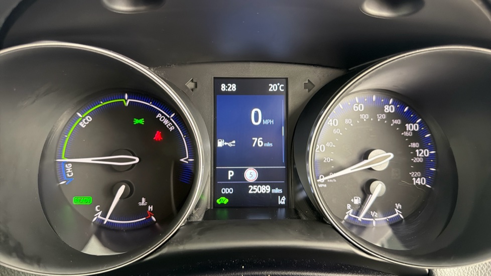 Toyota C-HR 1.8 Hybrid Design 5dr CVT Hybrid Hatchback - Image 11