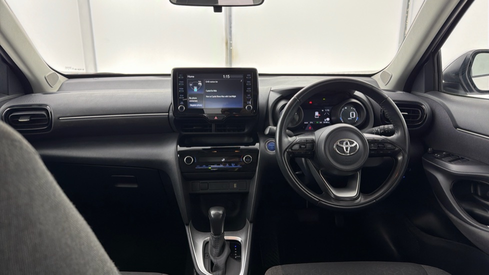 Toyota Yaris Cross 1.5 Hybrid Icon 5dr CVT Hybrid Estate - Image 6