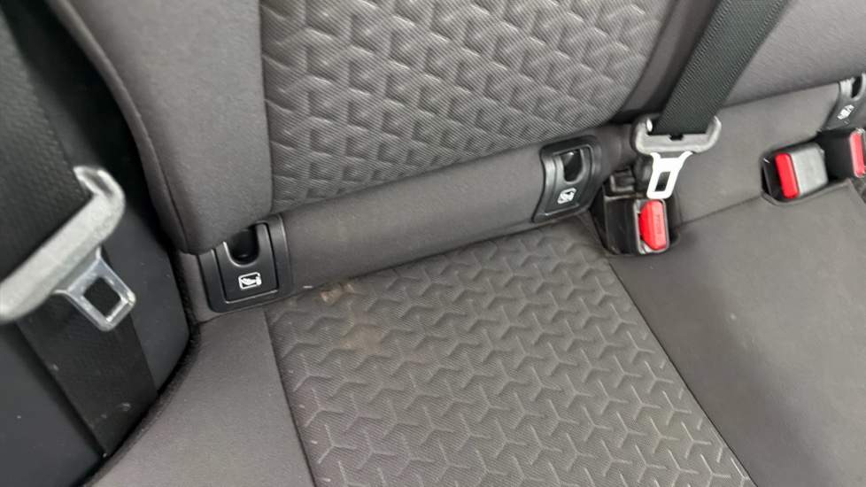 Toyota Yaris Cross 1.5 Hybrid Icon 5dr CVT Hybrid Estate - Image 14