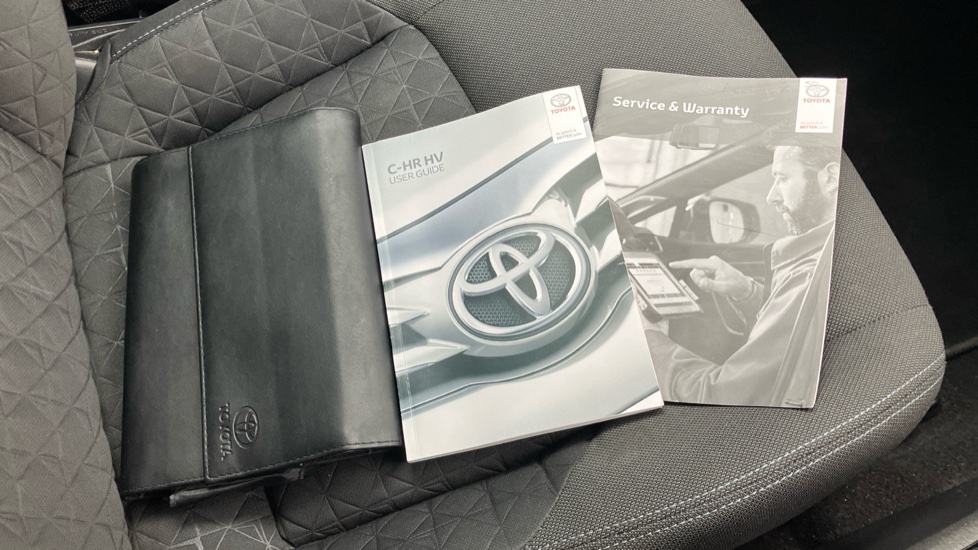 Toyota C-HR 1.8 Hybrid Design 5dr CVT Hybrid Hatchback - Image 27