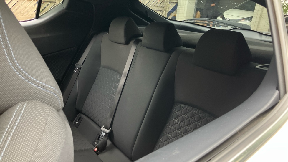 Toyota C-HR 1.8 Hybrid Design 5dr CVT Hybrid Hatchback - Image 44