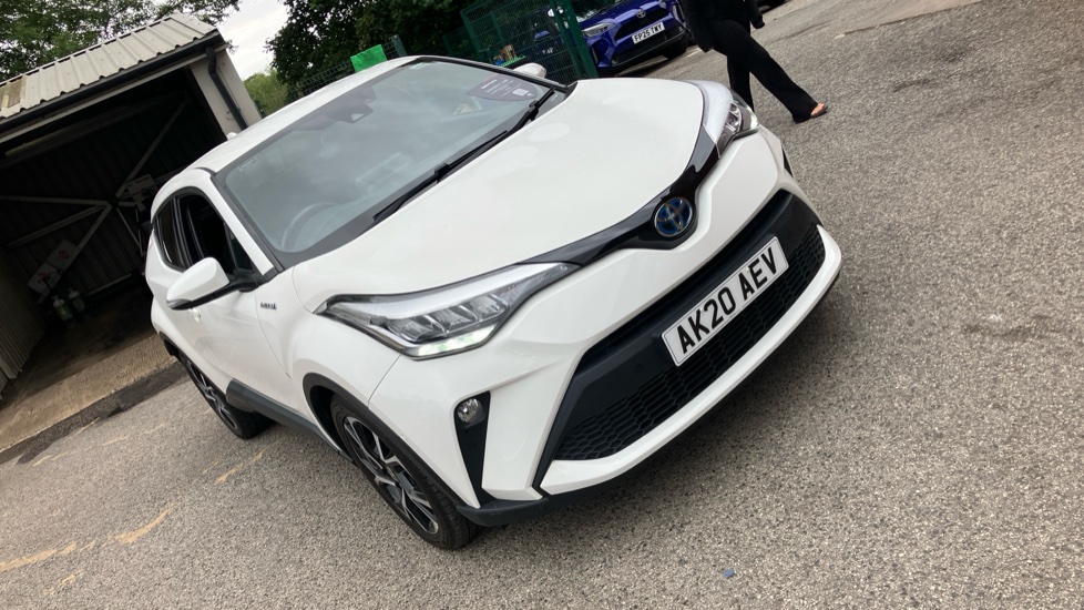Toyota C-HR 1.8 Hybrid Design 5dr CVT Hybrid Hatchback - Image 52