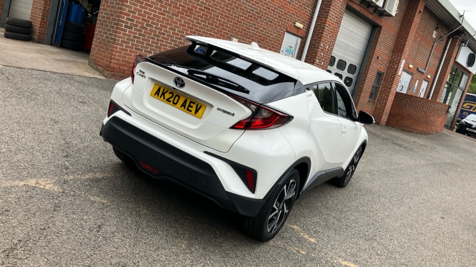 Toyota C-HR 1.8 Hybrid Design 5dr CVT Hybrid Hatchback - Image 55