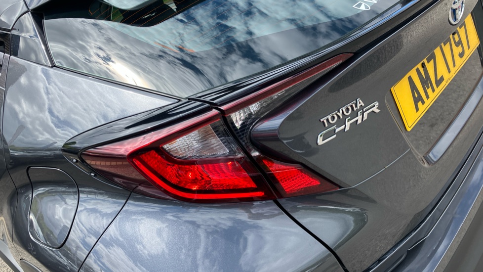 Toyota C-HR 1.8 Hybrid Icon 5dr CVT Hybrid Hatchback - Image 21