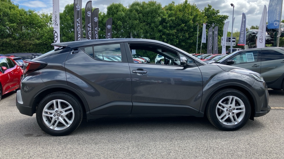 Toyota C-HR 1.8 Hybrid Icon 5dr CVT Hybrid Hatchback - Image 23