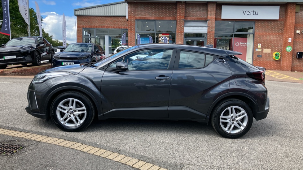 Toyota C-HR 1.8 Hybrid Icon 5dr CVT Hybrid Hatchback - Image 24