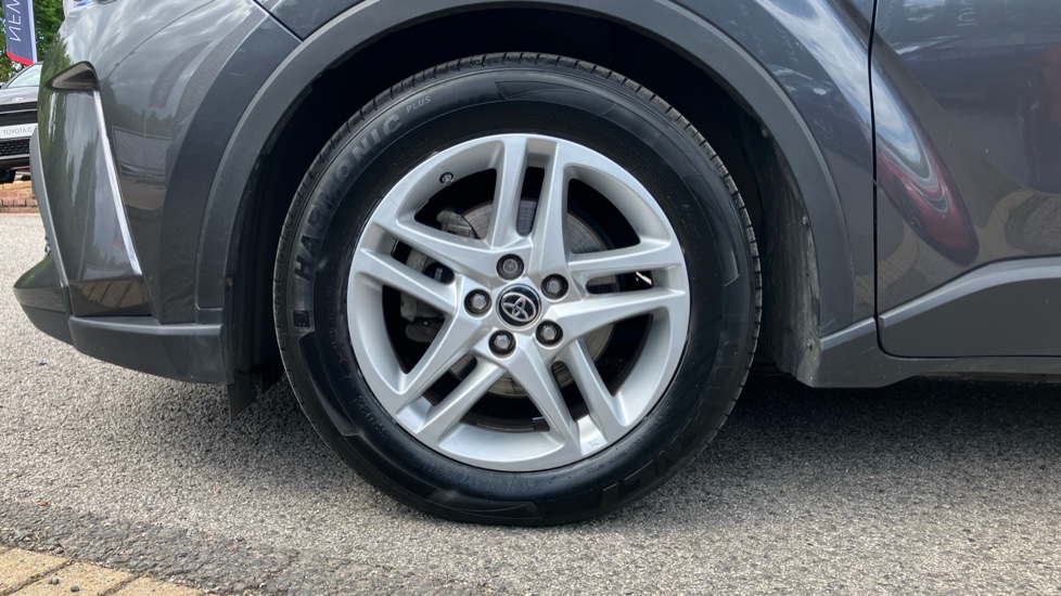 Toyota C-HR 1.8 Hybrid Icon 5dr CVT Hybrid Hatchback - Image 25
