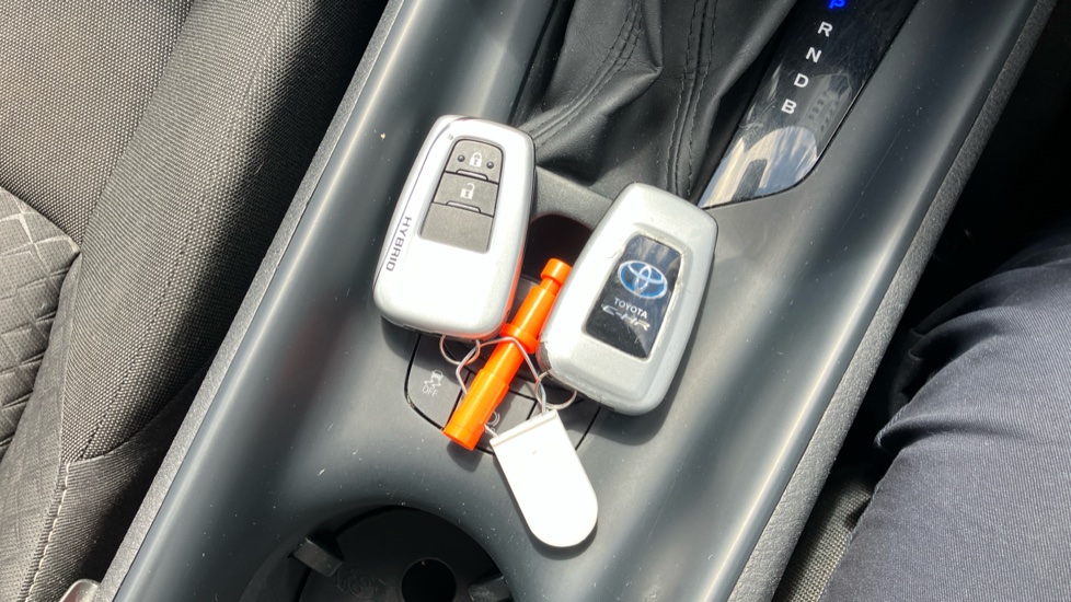 Toyota C-HR 1.8 Hybrid Icon 5dr CVT Hybrid Hatchback - Image 28