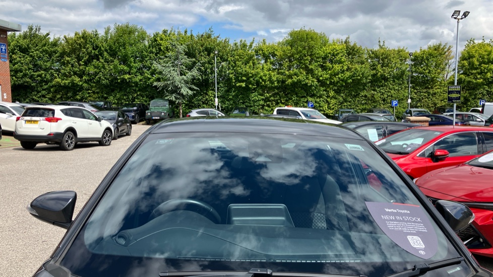 Toyota C-HR 1.8 Hybrid Icon 5dr CVT Hybrid Hatchback - Image 29