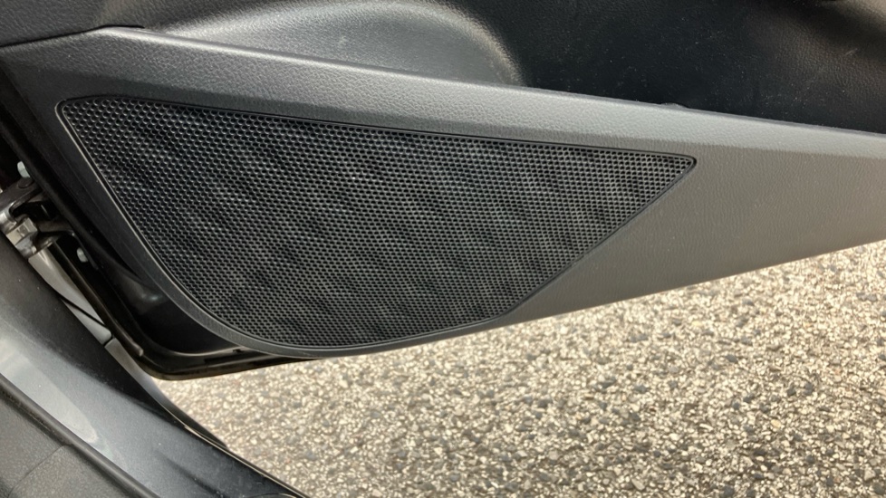 Toyota C-HR 1.8 Hybrid Icon 5dr CVT Hybrid Hatchback - Image 40