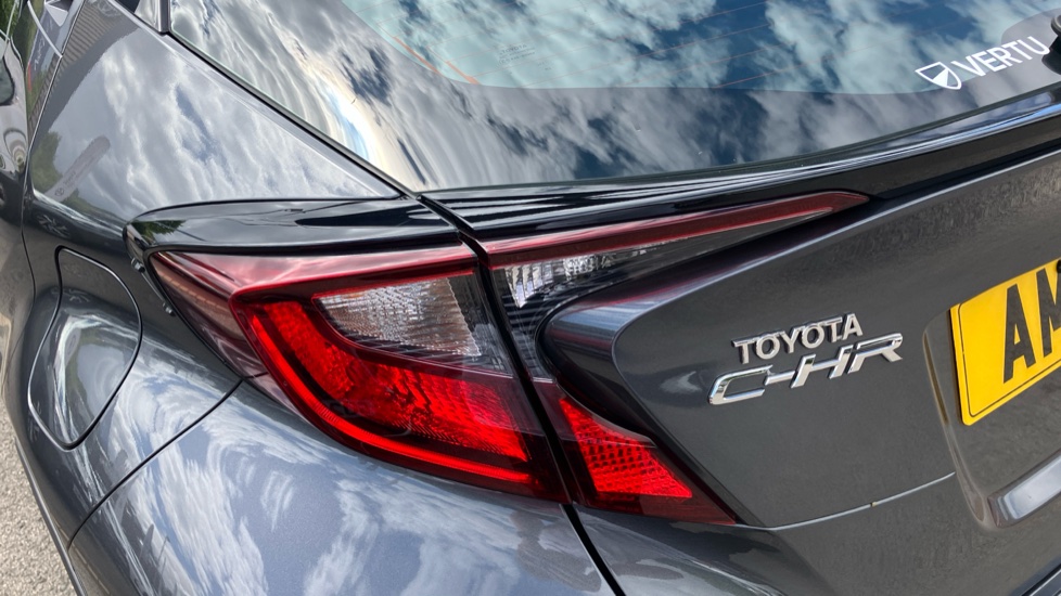 Toyota C-HR 1.8 Hybrid Icon 5dr CVT Hybrid Hatchback - Image 43