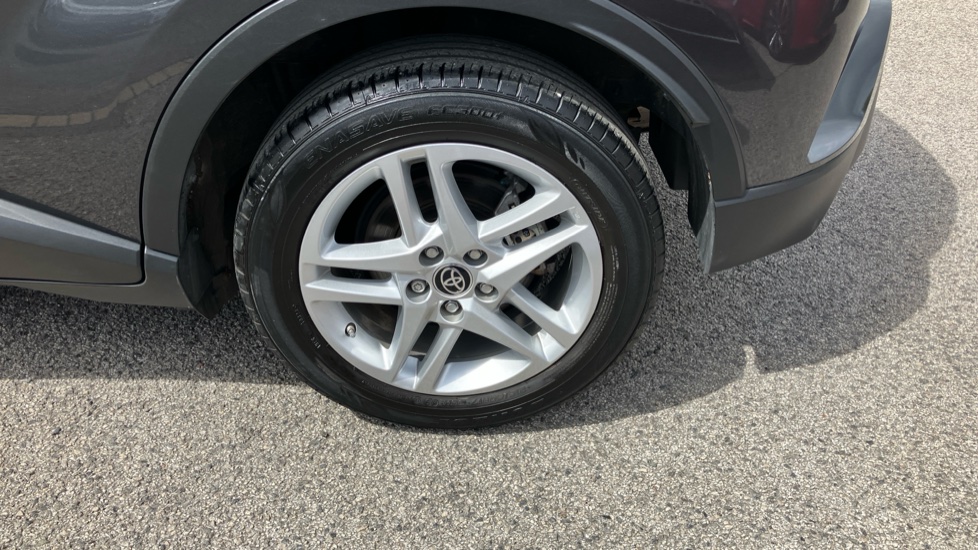 Toyota C-HR 1.8 Hybrid Icon 5dr CVT Hybrid Hatchback - Image 56