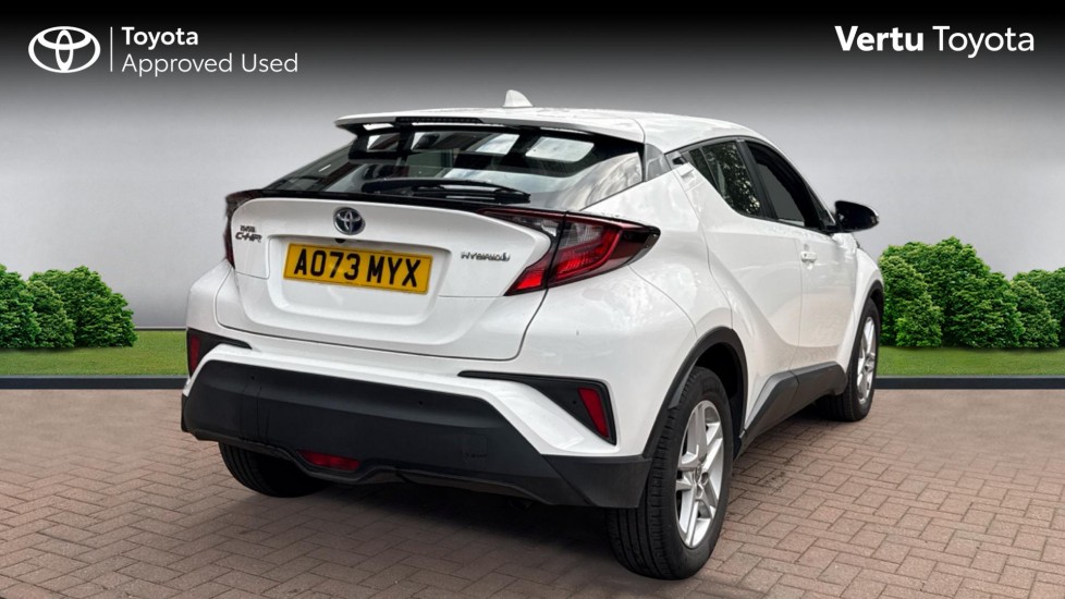 Toyota C-HR 1.8 Hybrid Icon 5dr CVT Hybrid Hatchback - Image 2